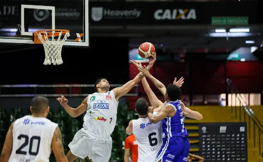 Brusque Basquete inicia caminhada na Liga Ouro 2026 mirando vaga inédita no NBB