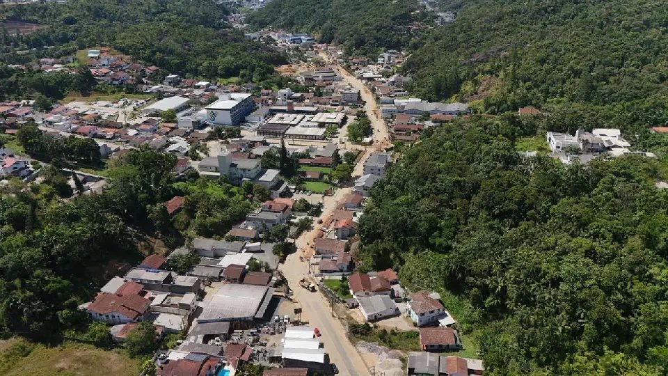 Obras da Primeiro de Maio se aproximam dos 60% de execução