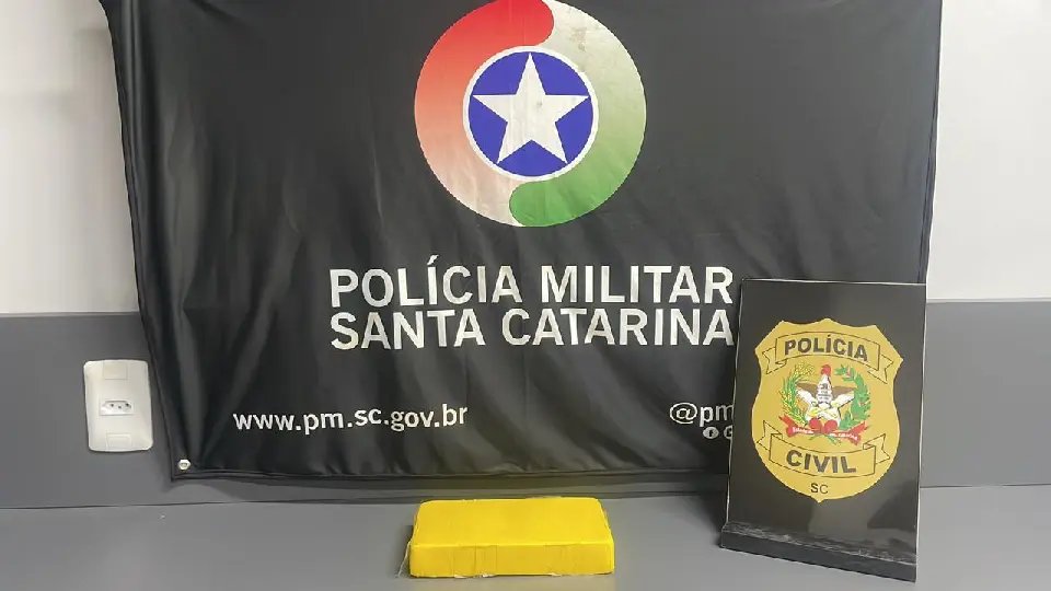 Operação conjunta prende homem com 1 quilo de cocaína no bairro Limoeiro