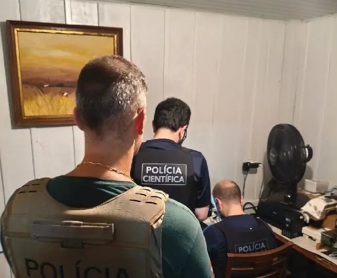 Operação do Gaeco revela crimes sexuais contra crianças na internet