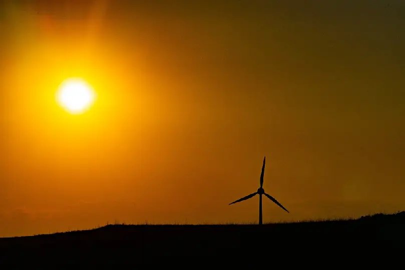 Calor acima dos 35°C e temporais marcam a semana em SC