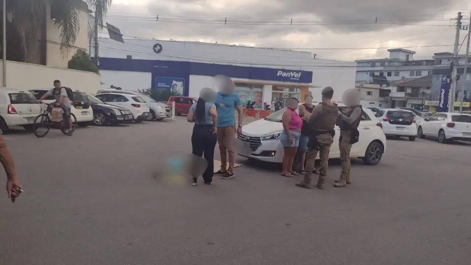 Idosa é atropelada em estacionamento de supermercado no Centro Il